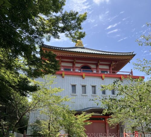紀三井寺大千手十一面観世音菩薩像を安置する仏殿外観