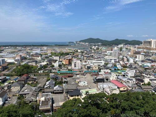紀三井寺仏殿三階の展望回廊から見る眺め