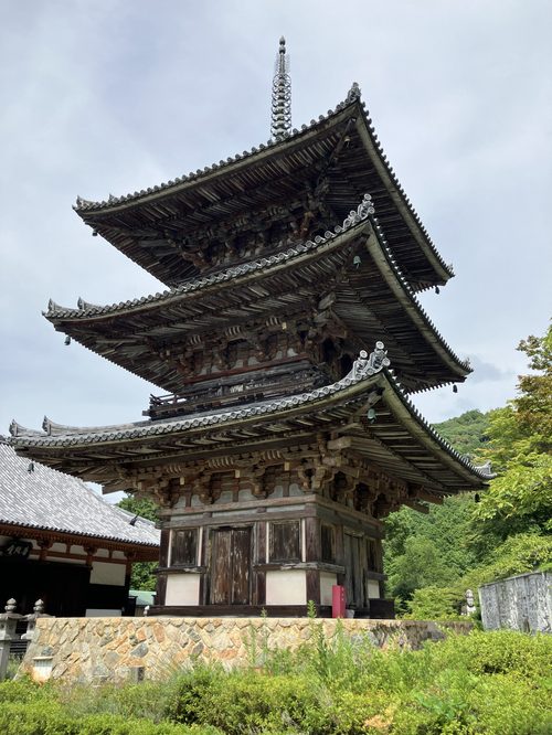 壷阪寺三重塔